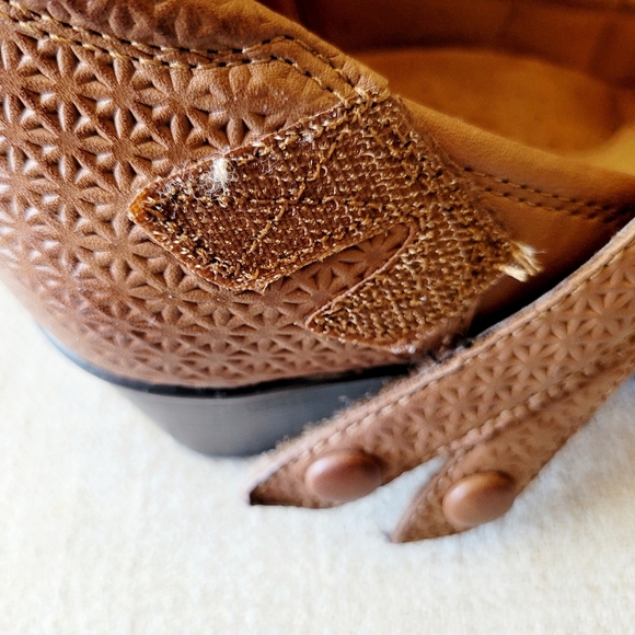 Cobb Hill by Rockport Brown Leather Mary Jane Heels Size 7 - Picture 5 of 6